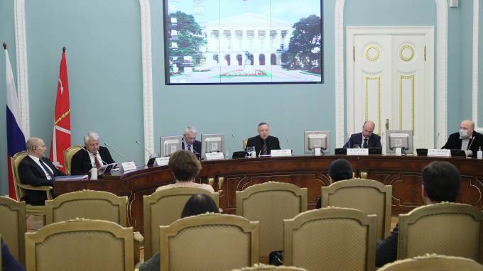В скором времени 7 федеральных учреждений в Петербурге перепрофилируют под лечение больных COVID-19