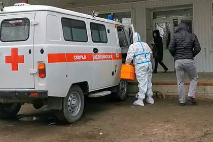 Российские волонтеры начали работать в эпицентре очага коронавируса