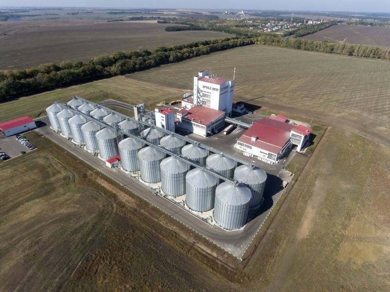 Некоторые элеваторы повысили цены за тонну зерна с 500-700 до 1500-2000 рублей