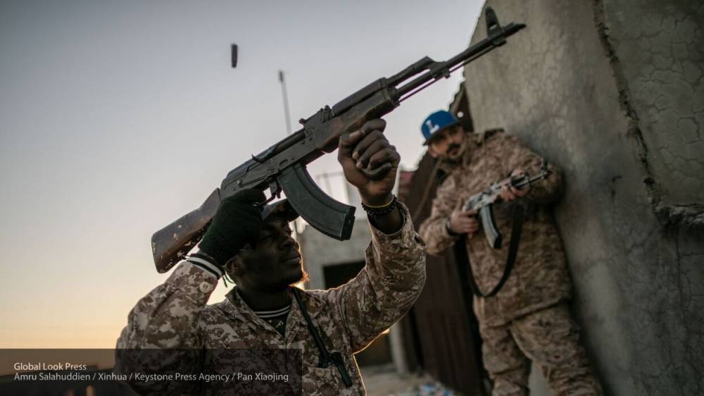 Перенджиев: ПНС Ливии лишь выполняет приказы западных хозяев