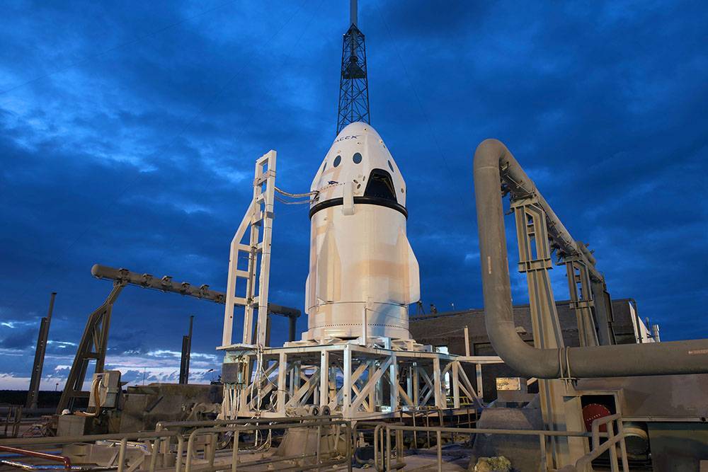 США осуществят первый с 2011 года пилотируемый запуск в космос в конце мая
