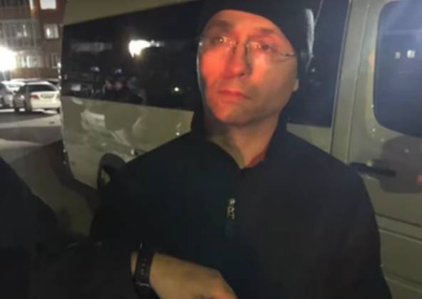 Опубликовано видео с задержания исполняющего обязанности замглавы Хакасии