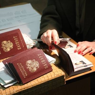 В России продлили сроки временного пребывания иностранных граждан