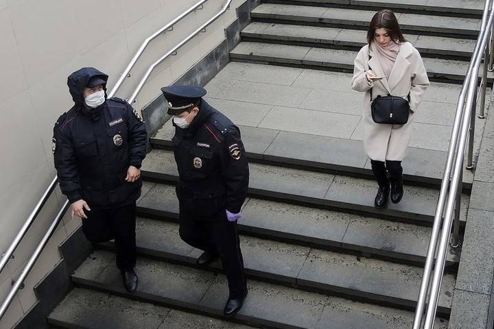 Московским пешеходам посоветовали носить с собой паспорт