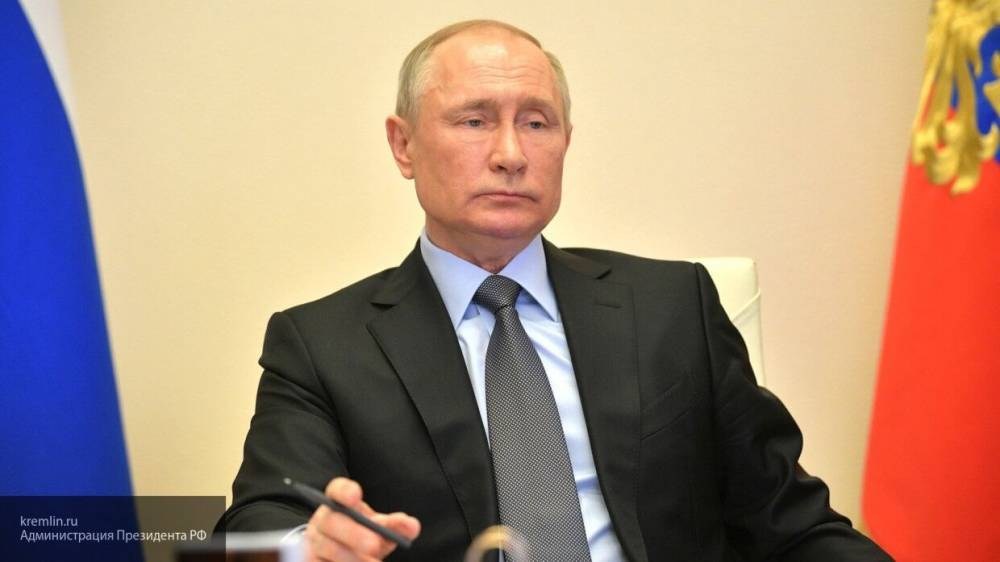 Путин продлил сроки пребывания иностранных граждан в России до 15 июня