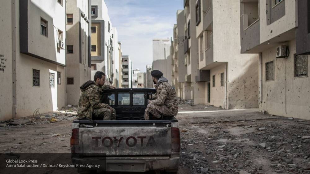 Террористы ПНС Ливии делят сферы влияния в окрестностях Триполи