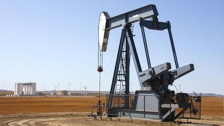 Биржевики США обрушили цены на нефть вслед за ближневосточными странами