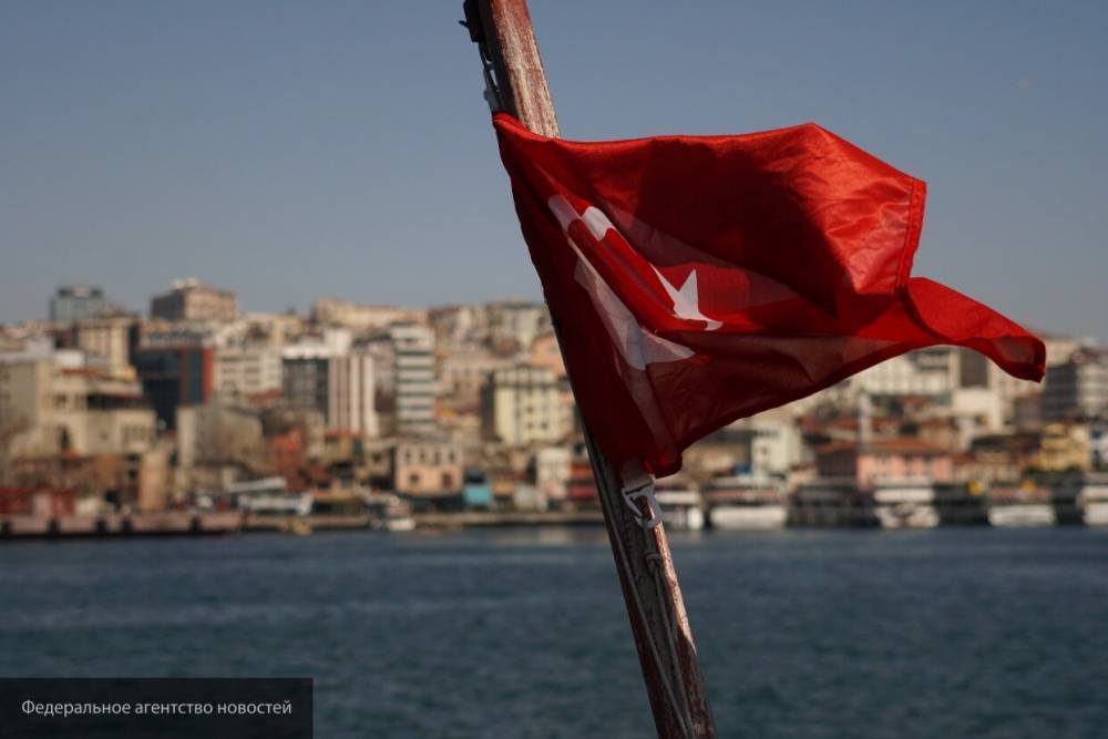 Турция стоит на грани дефолта из-за валютного кризиса