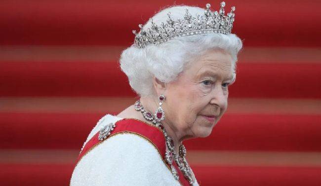 Королева Елизавета II отказалась от салютов в честь дня своего рождения