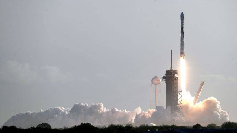 НАСА: SpaceX доставит первых астронавтов на МКС 27 мая