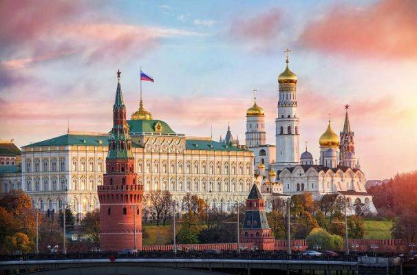 Россия продлила сроки временного пребывания иностранцев