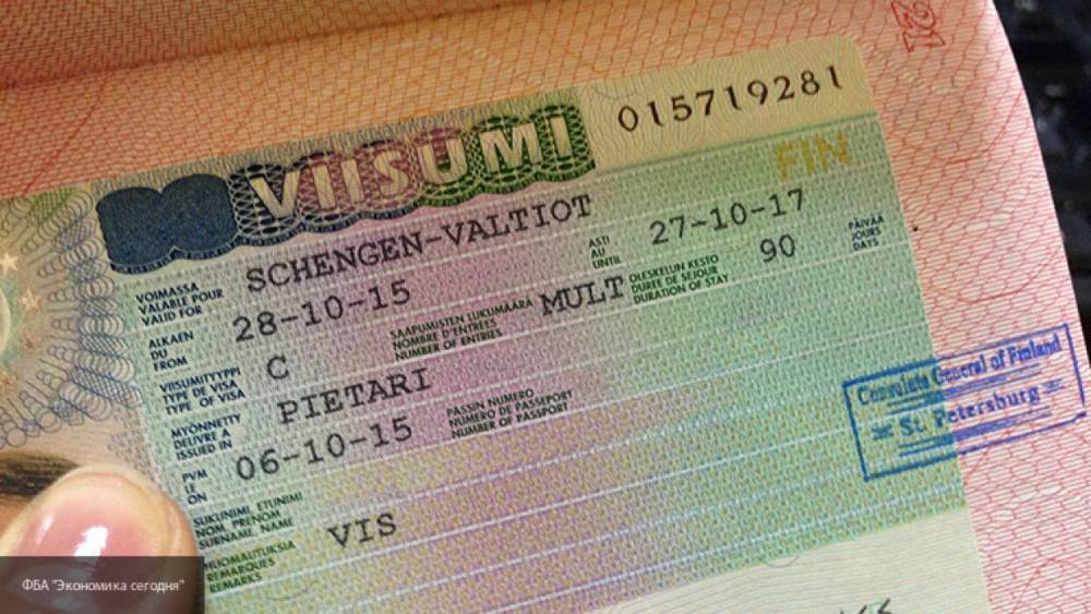 МВД заявило о продлении виз иностранцев в России на фоне коронавируса
