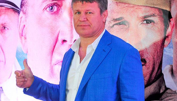 Олег Тактаров напомнил, что он стал первым чемпионом UFC из России