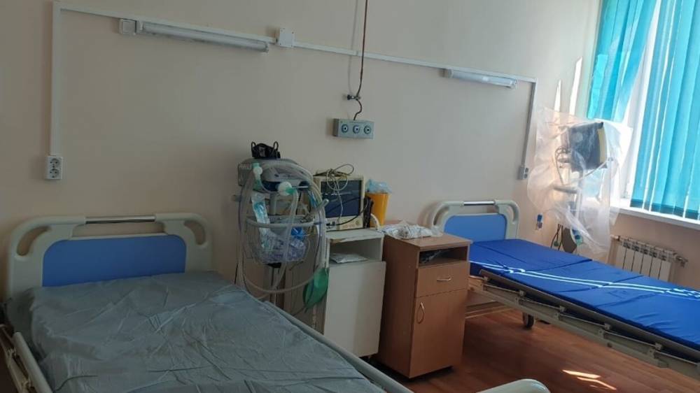 Третий пациент с коронавирусом скончался в больнице Новосибирска