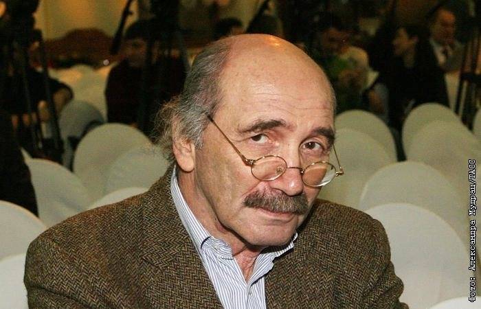 Умер писатель Александр Кабаков