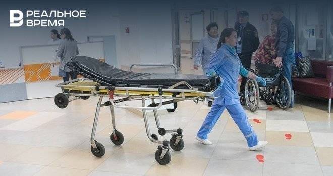 Два человека госпитализированы в больницу после отравления газом в Казани