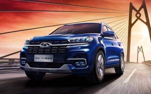 Китайский премиум против «короля дорог»: Почему новый Chery Tiggo 8 не «взлетает» рядом с Hyundai Santa Fe