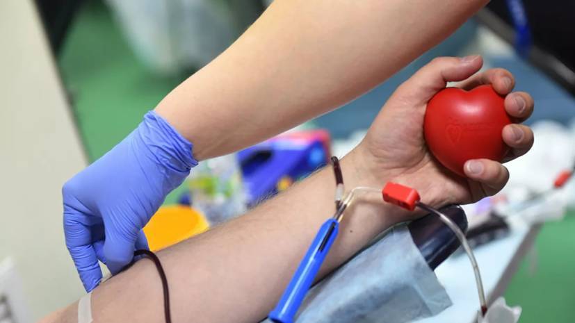 В Москве установили выплаты донорам крови с антителами к коронавирусу