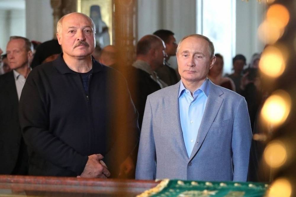 Лукашенко поздравил патриарха Кирилла с Пасхой