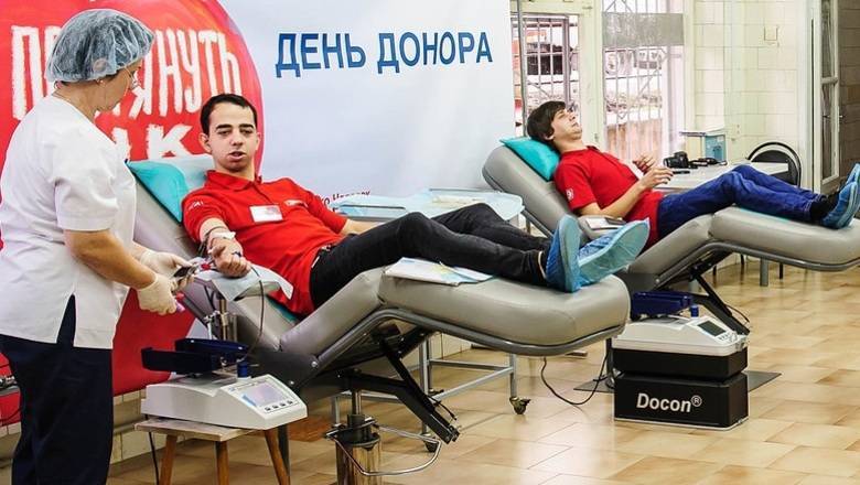 Переболевшим коронавирусом донорам в Москве заплатят на 30% больше