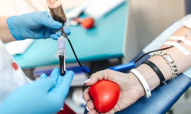 Московские власти призвали переболевших коронавирусом сдавать донорскую кровь