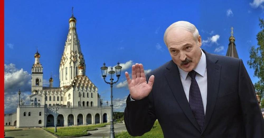 Лукашенко призвал не бояться коронавируса и идти в храм на Пасху