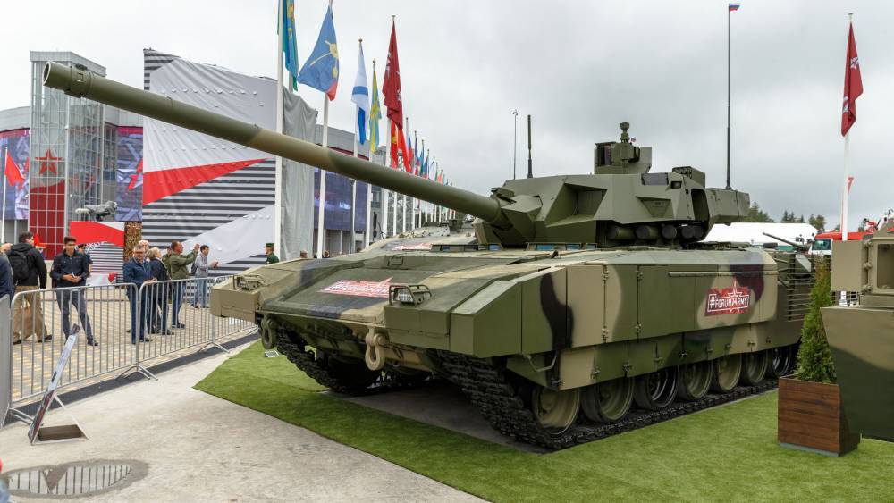 Военный эксперт Сивков объяснил, почему российскому танку "Армата" нет равных в мире