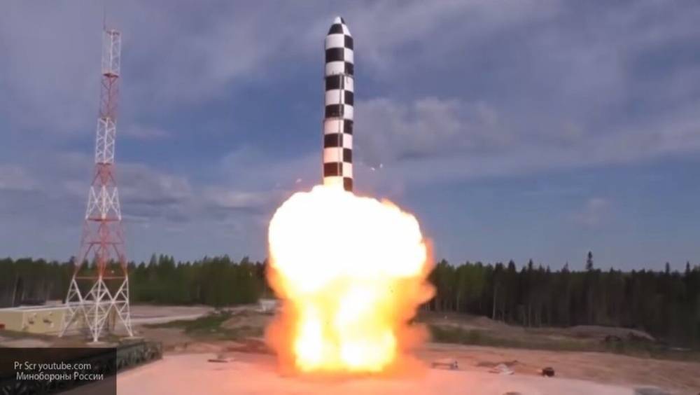 Рогозин: пандемия COVID-19 не влияет на подготовку боевых ракет "Сармат" к испытаниям