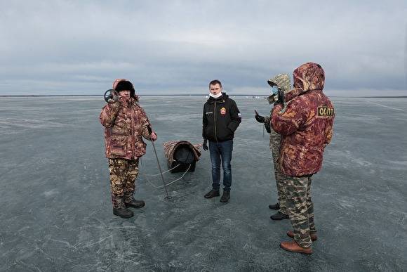 Полиция и экологи в Челябинской области прогоняют с озер рыбаков из Екатеринбурга