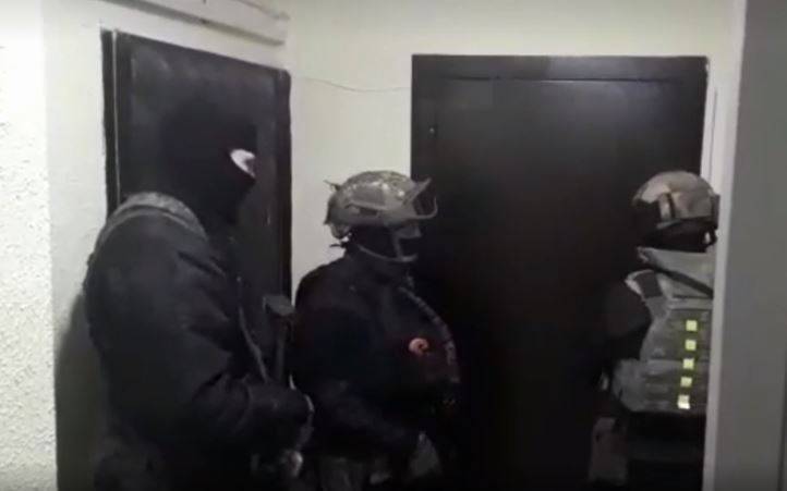 Подмосковная полиция задержала троих мужчин за инсценировки ДТП