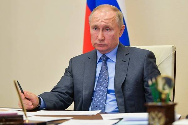 Владимир Путин подписал закон о праве кабмина вводить режим ЧС