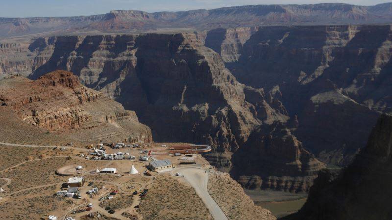 Большой каньон закрывается из-за коронавируса