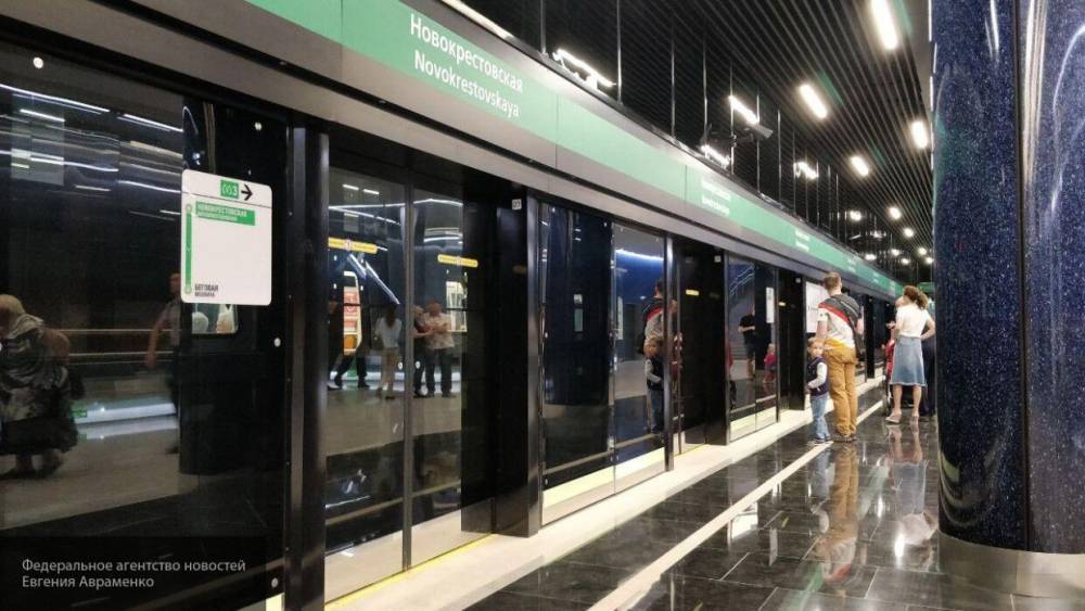 Станция метро "Новокрестовская" закроется из-за карантина в Петербурге