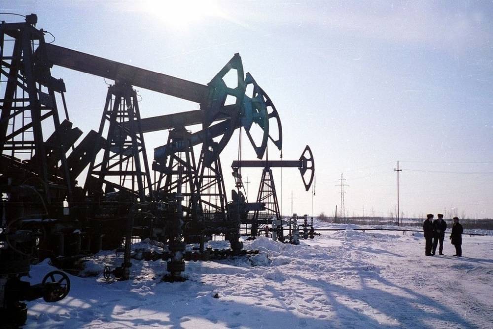 Российская нефть Urals подешевела до $10 впервые с 1999 года