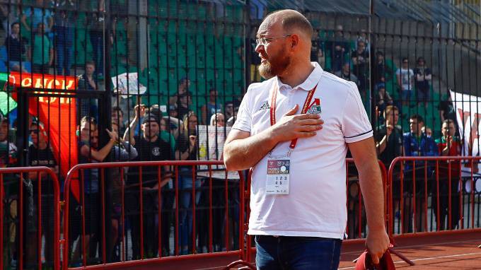 Бывший гендиректор "Локомотива" рассказал о несостоявшемся трансфере Артема Дзюбы