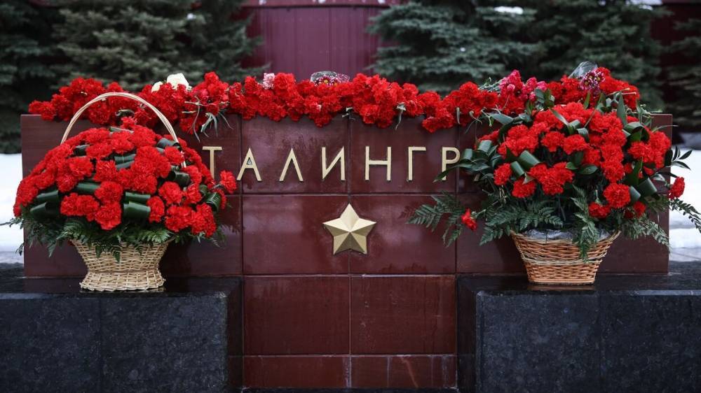 Ветераны предложили создать аллею городов-героев России в Петербурге