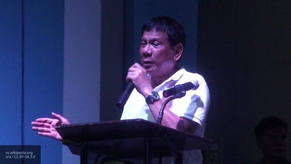 Глава Филиппин Дутерте приказал расстреливать граждан, нарушающих карантин