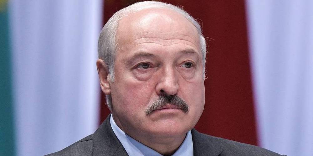 "Головотяпство": Лукашенко не понял, почему РФ закрыла границу с Белоруссией при открытых границах внутри