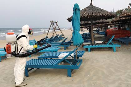 Россиянам пришлось поселиться на пляже Вьетнама из-за коронавируса