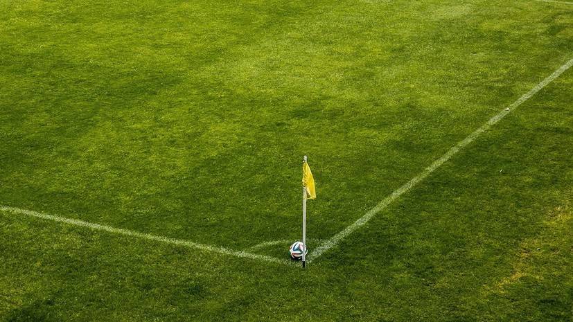 Спортивный директор «Аякса» раскритиковал голландскую федерацию за нежелание закончить чемпионат