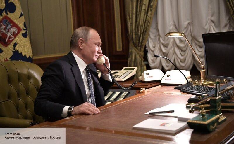 Иностранцы в Сети оценили мировой командный центр президента РФ