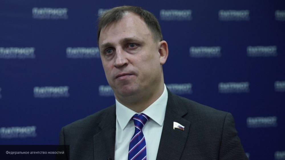 Депутат Вострецов призвал россиян быть организованнее в борьбе с коронавирусом