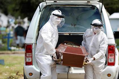 Шесть человек сходили на похороны и умерли от коронавируса