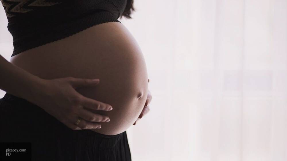 Гинеколог считает несерьезными беглые осмотры беременных в их автомобилях в США