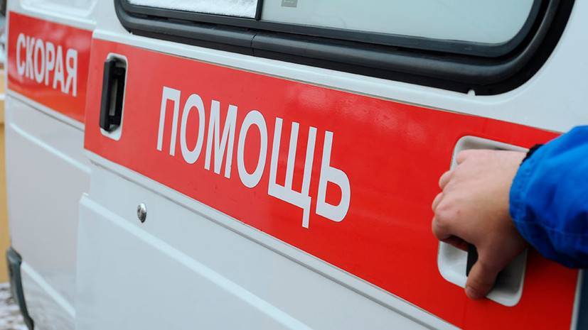 В Москве проводят проверку после смерти женщины у подъезда её дома