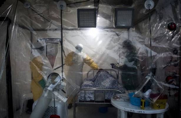 Зараженный лихорадкой Эбола пациент сбежал из медцентра в ДР Конго