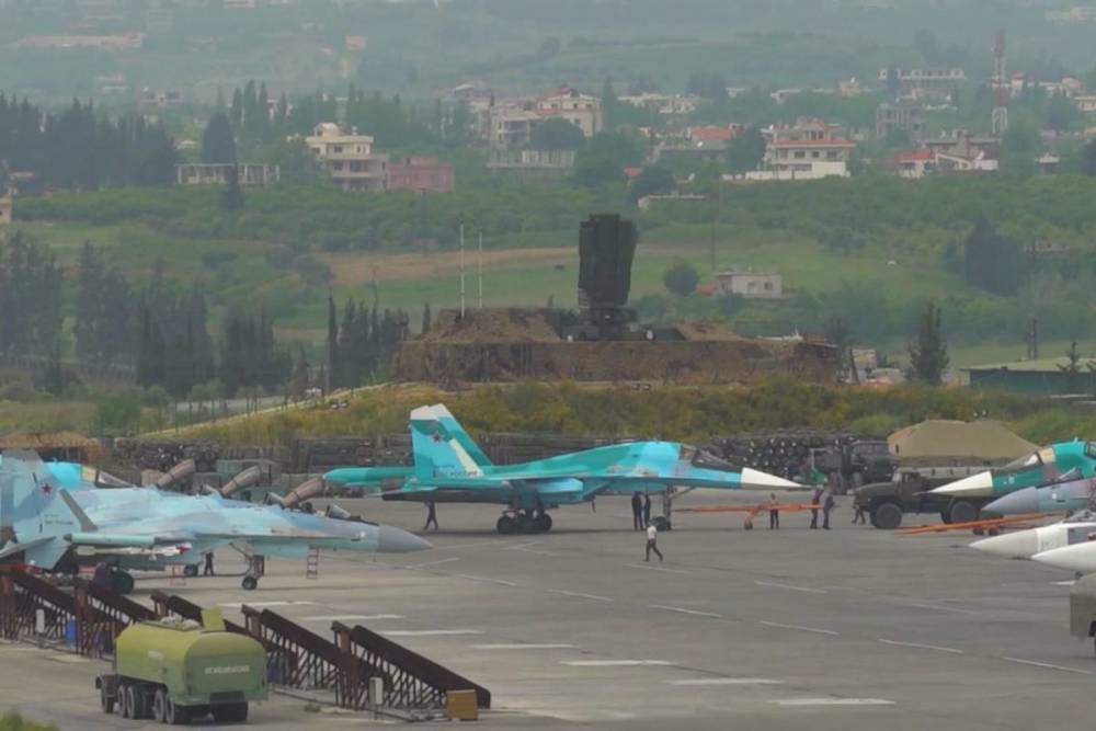 Российский истребитель вылетал на перехват самолета-разведчика США в Сирии