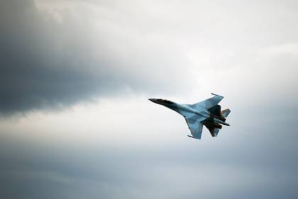 Cу-35 перехватил летевший к российским базам в Сирии американский самолет