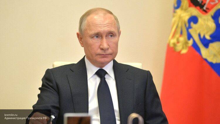Путин заявил, что процесс распространения COVID-19 в РФ удалось приостановить