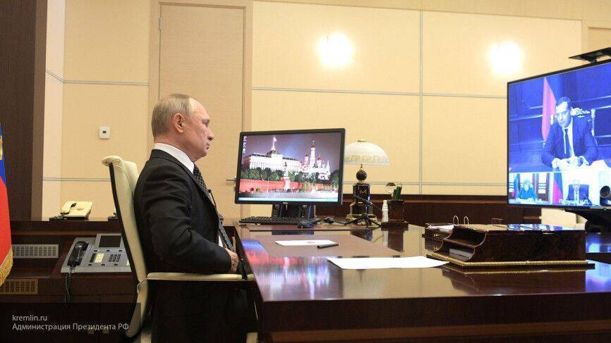 Путин сообщил об успешном прохождении первого этапа борьбы с COVID-19